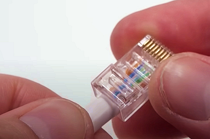 
Plug the cable into the RJ-45 header