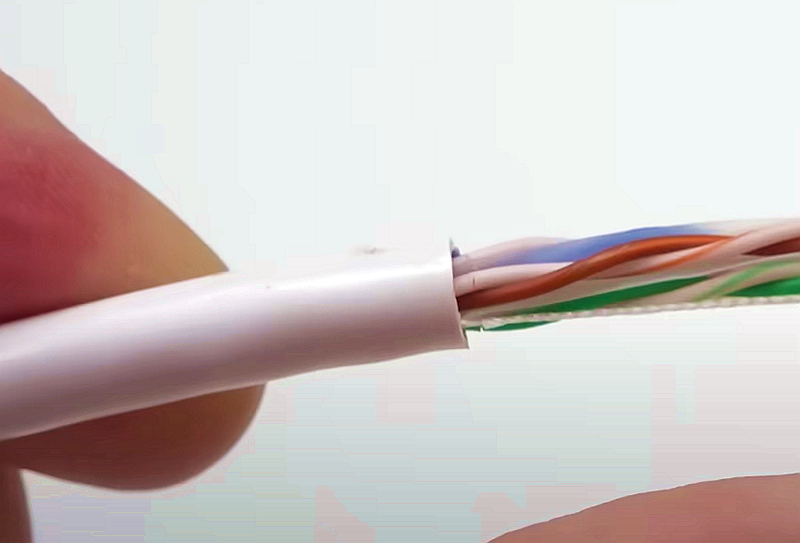 Wire stripping and peeling